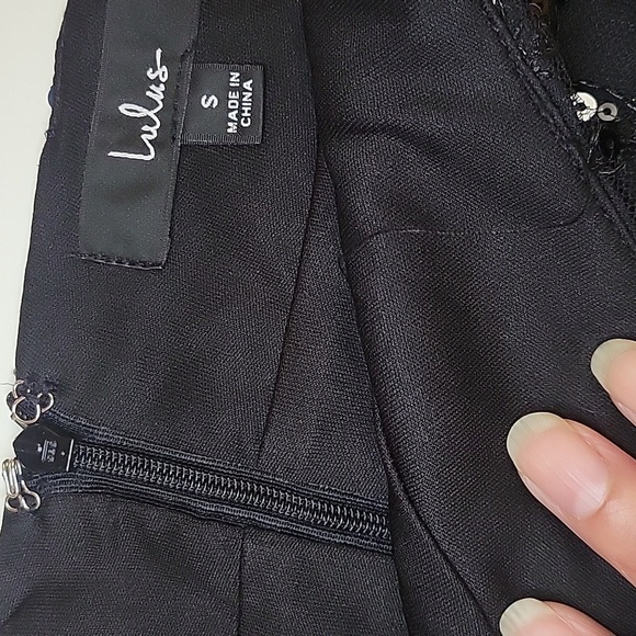 Lulu's Black Sequin Mini Skirt EUC - Picture 3 of 7